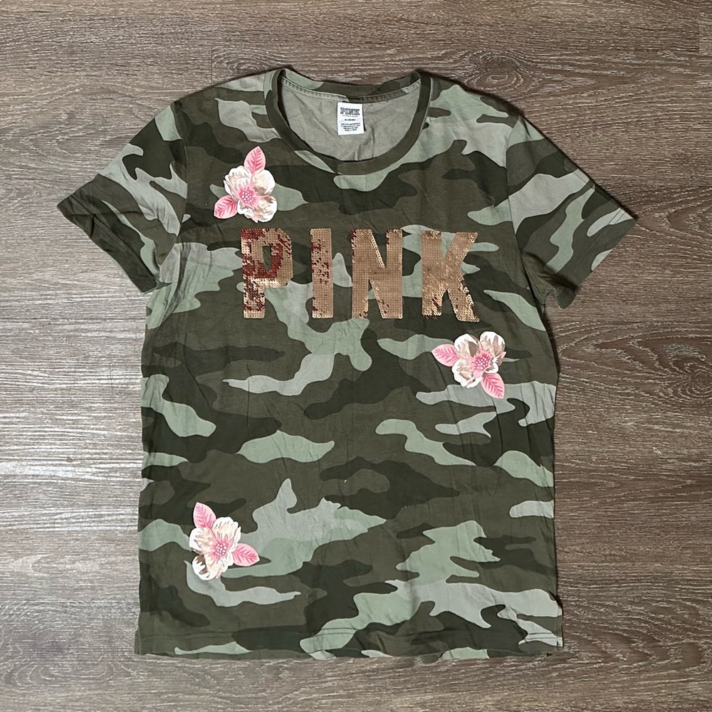Victoria's Secret PINK Camo
Bling tropical pink Tee Floral VGC SIZE medium - Picture 13 of 13